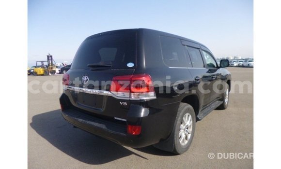 Nunua Imported Toyota Land Cruiser Nyeusi Gari ndani ya Import - Dubai nchini Arusha Nunua Imported Toyota Land Cruiser Nyeusi Gari ndani ya Import - Dubai nchini Arusha
