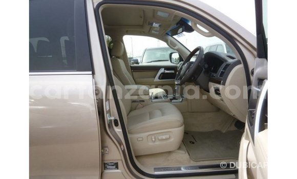 Nunua Imported Toyota Land Cruiser Nyingine Gari ndani ya Import - Dubai nchini Arusha Nunua Imported Toyota Land Cruiser Nyingine Gari ndani ya Import - Dubai nchini Arusha