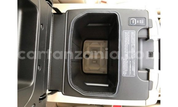 Nunua Imported Toyota Land Cruiser Nyeusi Gari ndani ya Import - Dubai nchini Arusha Nunua Imported Toyota Land Cruiser Nyeusi Gari ndani ya Import - Dubai nchini Arusha