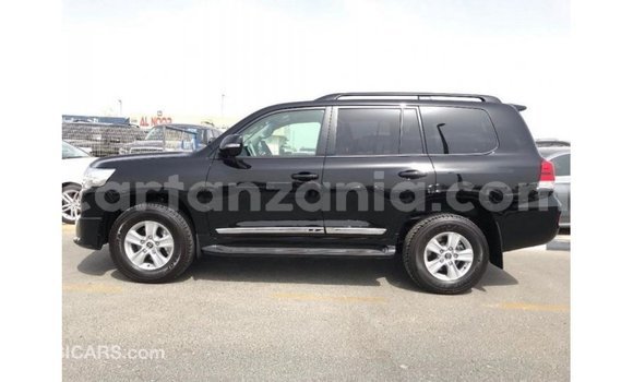 Nunua Imported Toyota Land Cruiser Nyeusi Gari ndani ya Import - Dubai nchini Arusha Nunua Imported Toyota Land Cruiser Nyeusi Gari ndani ya Import - Dubai nchini Arusha