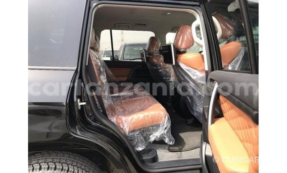 Nunua Imported Toyota Land Cruiser Nyeusi Gari ndani ya Import - Dubai nchini Arusha Nunua Imported Toyota Land Cruiser Nyeusi Gari ndani ya Import - Dubai nchini Arusha