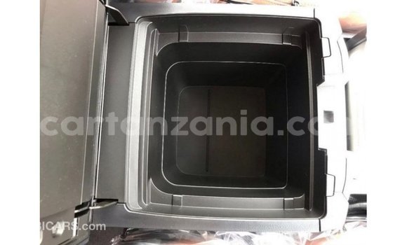 Nunua Imported Toyota Land Cruiser Nyeusi Gari ndani ya Import - Dubai nchini Arusha Nunua Imported Toyota Land Cruiser Nyeusi Gari ndani ya Import - Dubai nchini Arusha