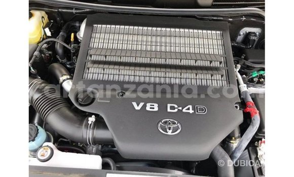 Nunua Imported Toyota Land Cruiser Nyingine Gari ndani ya Import - Dubai nchini Arusha Nunua Imported Toyota Land Cruiser Nyingine Gari ndani ya Import - Dubai nchini Arusha
