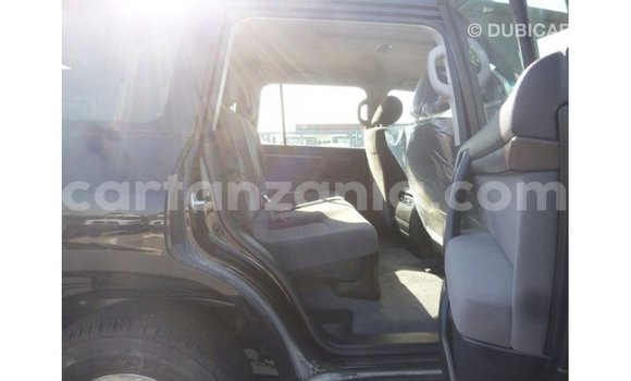 Nunua Imported Toyota Land Cruiser Nyeusi Gari ndani ya Import - Dubai nchini Arusha Nunua Imported Toyota Land Cruiser Nyeusi Gari ndani ya Import - Dubai nchini Arusha