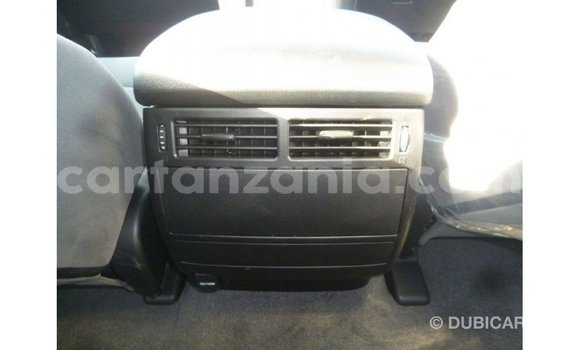 Nunua Imported Toyota Land Cruiser Nyeusi Gari ndani ya Import - Dubai nchini Arusha Nunua Imported Toyota Land Cruiser Nyeusi Gari ndani ya Import - Dubai nchini Arusha