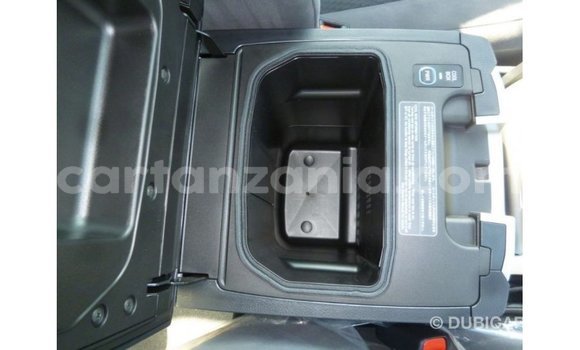 Nunua Imported Toyota Land Cruiser Nyeusi Gari ndani ya Import - Dubai nchini Arusha Nunua Imported Toyota Land Cruiser Nyeusi Gari ndani ya Import - Dubai nchini Arusha