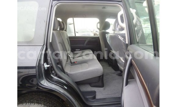 Buy Import Toyota Land Cruiser Black Car in Import - Dubai in Arusha Buy Import Toyota Land Cruiser Black Car in Import - Dubai in Arusha