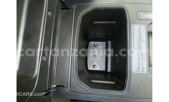 Buy Import Toyota Land Cruiser Black Car in Import - Dubai in Arusha Buy Import Toyota Land Cruiser Black Car in Import - Dubai in Arusha