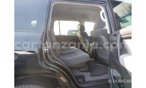 Nunua Imported Toyota Land Cruiser Nyeusi Gari ndani ya Import - Dubai nchini Arusha Nunua Imported Toyota Land Cruiser Nyeusi Gari ndani ya Import - Dubai nchini Arusha
