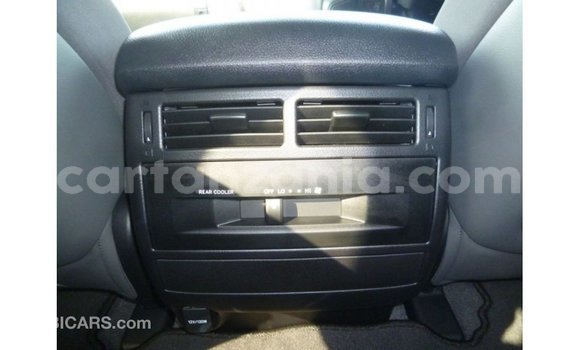Nunua Imported Toyota Land Cruiser Nyeusi Gari ndani ya Import - Dubai nchini Arusha Nunua Imported Toyota Land Cruiser Nyeusi Gari ndani ya Import - Dubai nchini Arusha