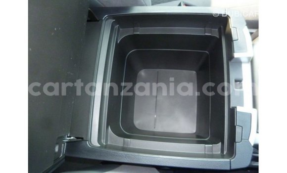 Nunua Imported Toyota Land Cruiser Nyeusi Gari ndani ya Import - Dubai nchini Arusha Nunua Imported Toyota Land Cruiser Nyeusi Gari ndani ya Import - Dubai nchini Arusha