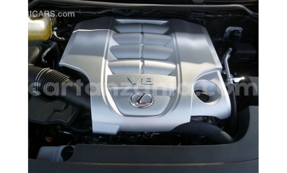 Nunua Imported Lexus LX Nyeusi Gari ndani ya Import - Dubai nchini Arusha Nunua Imported Lexus LX Nyeusi Gari ndani ya Import - Dubai nchini Arusha