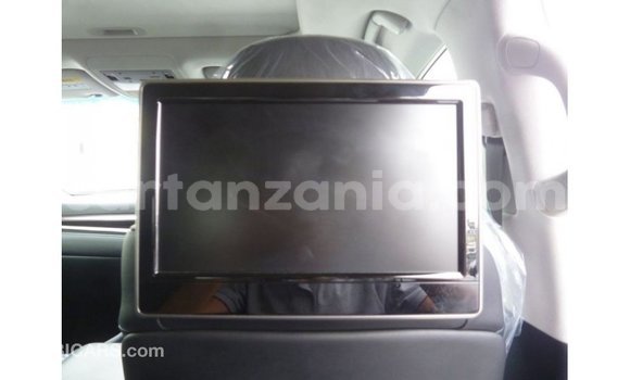 Buy Import Lexus LX White Car in Import - Dubai in Arusha Buy Import Lexus LX White Car in Import - Dubai in Arusha