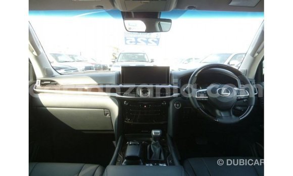 Nunua Imported Lexus LX Nyeusi Gari ndani ya Import - Dubai nchini Arusha Nunua Imported Lexus LX Nyeusi Gari ndani ya Import - Dubai nchini Arusha