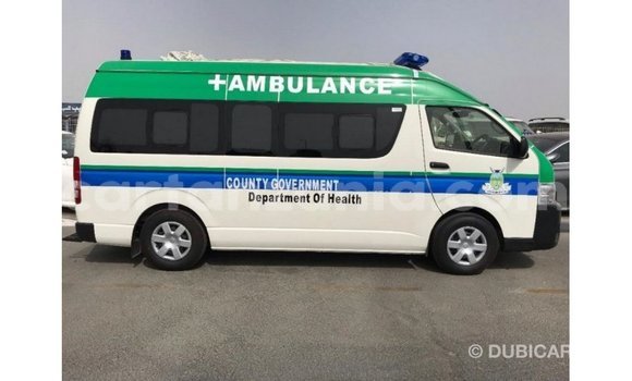 Buy Import Toyota Hiace White Car in Import - Dubai in Arusha Buy Import Toyota Hiace White Car in Import - Dubai in Arusha