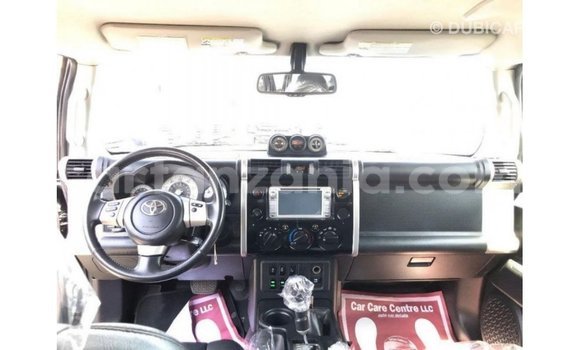 Buy Import Toyota FJ Cruiser Black Car in Import - Dubai in Arusha Buy Import Toyota FJ Cruiser Black Car in Import - Dubai in Arusha