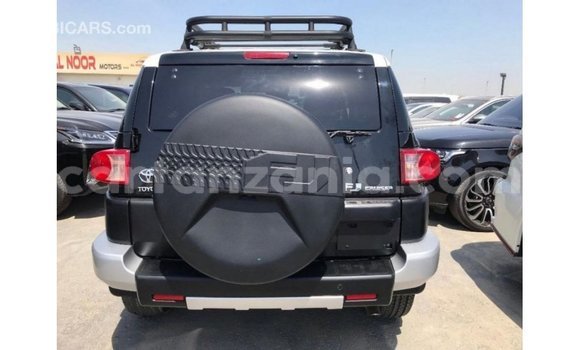 Buy Import Toyota FJ Cruiser Black Car in Import - Dubai in Arusha Buy Import Toyota FJ Cruiser Black Car in Import - Dubai in Arusha