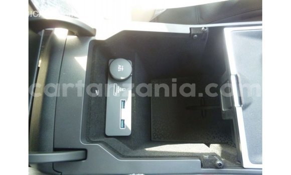 Nunua Imported Jaguar E-Pace Nyeupe Gari ndani ya Import - Dubai nchini Arusha Nunua Imported Jaguar E-Pace Nyeupe Gari ndani ya Import - Dubai nchini Arusha