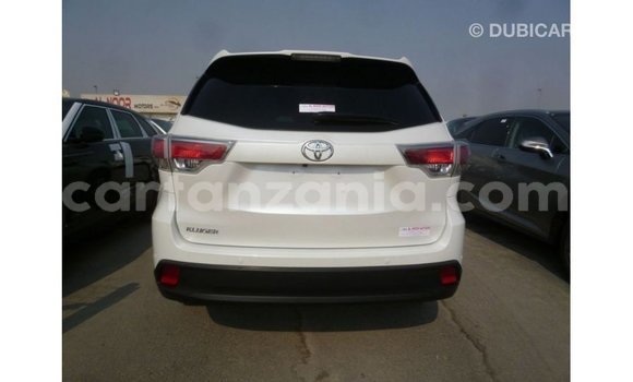 Buy Import Toyota Kluger White Car in Import - Dubai in Arusha Buy Import Toyota Kluger White Car in Import - Dubai in Arusha
