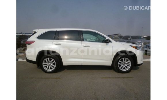 Buy Import Toyota Kluger White Car in Import - Dubai in Arusha Buy Import Toyota Kluger White Car in Import - Dubai in Arusha