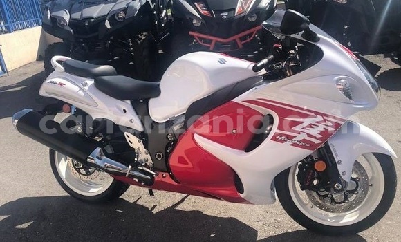 Buy New Suzuki HAYABUSA White Bike in Dar es Salaam in Dar es Salaam