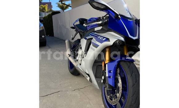 Nunua Mpya Yamaha YZF Fedha Bike ndani ya Import - Dubai nchini Arusha Nunua Mpya Yamaha YZF Fedha Bike ndani ya Import - Dubai nchini Arusha
