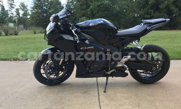 Buy New Honda CBR 1000 RR Black Bike in Import - Dubai in Arusha