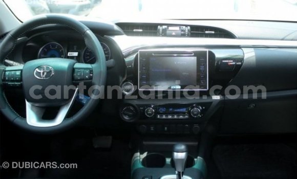 Nunua Imported Toyota Hilux Nyingine Gari ndani ya Import - Dubai nchini Arusha Nunua Imported Toyota Hilux Nyingine Gari ndani ya Import - Dubai nchini Arusha