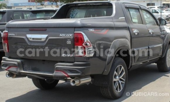 Nunua Imported Toyota Hilux Nyingine Gari ndani ya Import - Dubai nchini Arusha Nunua Imported Toyota Hilux Nyingine Gari ndani ya Import - Dubai nchini Arusha