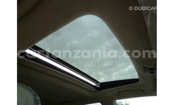 Nunua Imported Toyota Prado Nyeupe Gari ndani ya Import - Dubai nchini Arusha Nunua Imported Toyota Prado Nyeupe Gari ndani ya Import - Dubai nchini Arusha