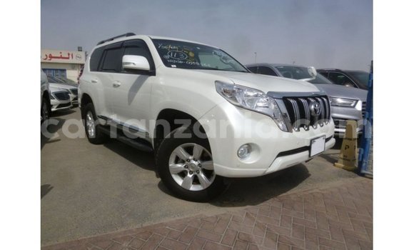 Nunua Imported Toyota Prado Nyeupe Gari ndani ya Import - Dubai nchini Arusha Nunua Imported Toyota Prado Nyeupe Gari ndani ya Import - Dubai nchini Arusha