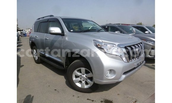 Nunua Imported Toyota Prado Nyingine Gari ndani ya Import - Dubai nchini Arusha Nunua Imported Toyota Prado Nyingine Gari ndani ya Import - Dubai nchini Arusha