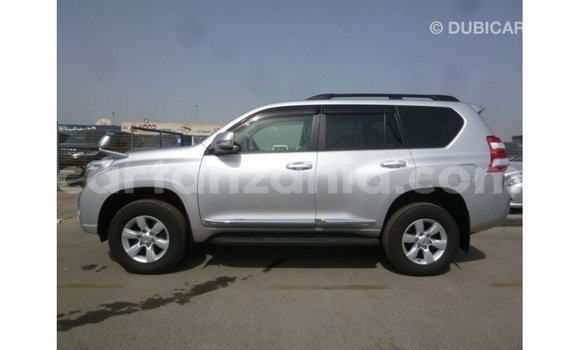 Nunua Imported Toyota Prado Nyingine Gari ndani ya Import - Dubai nchini Arusha Nunua Imported Toyota Prado Nyingine Gari ndani ya Import - Dubai nchini Arusha