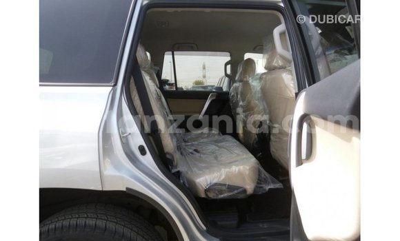 Nunua Imported Toyota Prado Nyingine Gari ndani ya Import - Dubai nchini Arusha Nunua Imported Toyota Prado Nyingine Gari ndani ya Import - Dubai nchini Arusha