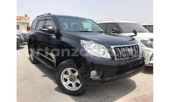 Nunua Imported Toyota Prado Nyeusi Gari ndani ya Import - Dubai nchini Arusha Nunua Imported Toyota Prado Nyeusi Gari ndani ya Import - Dubai nchini Arusha
