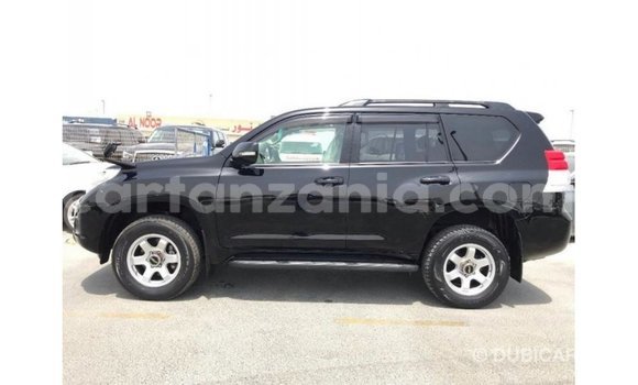 Nunua Imported Toyota Prado Nyeusi Gari ndani ya Import - Dubai nchini Arusha Nunua Imported Toyota Prado Nyeusi Gari ndani ya Import - Dubai nchini Arusha