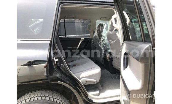 Nunua Imported Toyota Prado Nyeusi Gari ndani ya Import - Dubai nchini Arusha Nunua Imported Toyota Prado Nyeusi Gari ndani ya Import - Dubai nchini Arusha