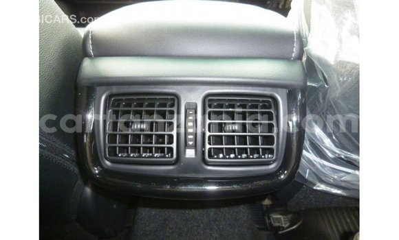 Buy Import Toyota Hilux White Car in Import - Dubai in Arusha Buy Import Toyota Hilux White Car in Import - Dubai in Arusha