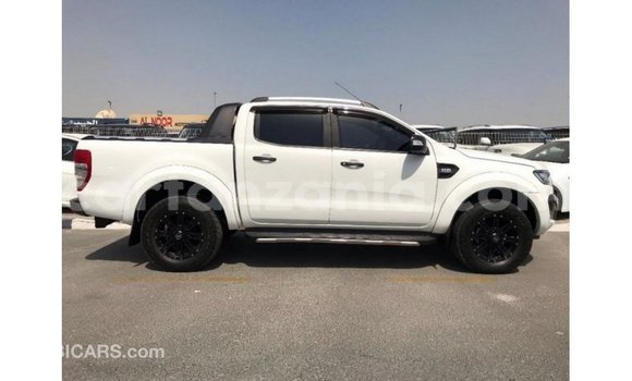 Nunua Imported Ford Ranger Nyeupe Gari ndani ya Import - Dubai nchini Arusha Nunua Imported Ford Ranger Nyeupe Gari ndani ya Import - Dubai nchini Arusha