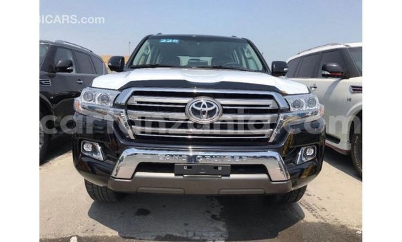 Buy Import Toyota Land Cruiser Black Car in Import - Dubai in Arusha Buy Import Toyota Land Cruiser Black Car in Import - Dubai in Arusha
