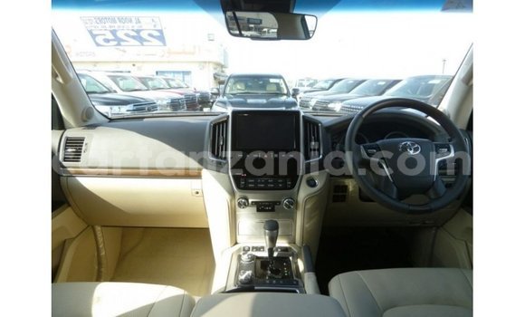 Nunua Imported Toyota Land Cruiser Nyeusi Gari ndani ya Import - Dubai nchini Arusha Nunua Imported Toyota Land Cruiser Nyeusi Gari ndani ya Import - Dubai nchini Arusha