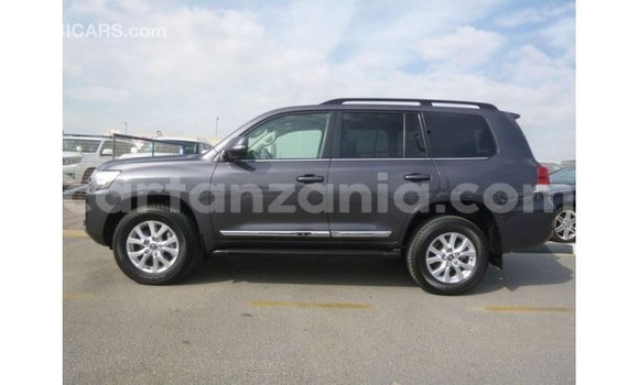Nunua Imported Toyota Land Cruiser Nyingine Gari ndani ya Import - Dubai nchini Arusha Nunua Imported Toyota Land Cruiser Nyingine Gari ndani ya Import - Dubai nchini Arusha