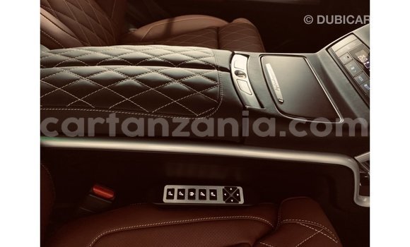 Buy Import Toyota Land Cruiser Black Car in Import - Dubai in Arusha Buy Import Toyota Land Cruiser Black Car in Import - Dubai in Arusha