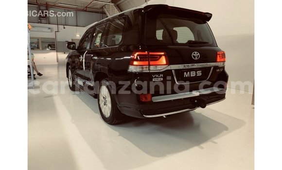 Buy Import Toyota Land Cruiser Black Car in Import - Dubai in Arusha Buy Import Toyota Land Cruiser Black Car in Import - Dubai in Arusha