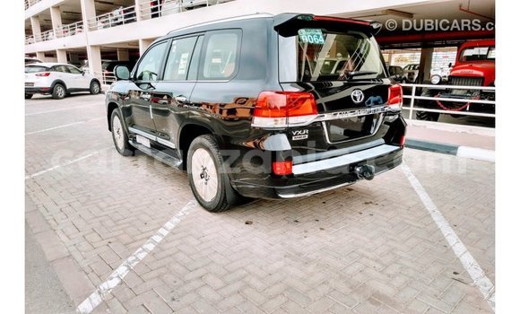 Nunua Imported Toyota Land Cruiser Nyeusi Gari ndani ya Import - Dubai nchini Arusha Nunua Imported Toyota Land Cruiser Nyeusi Gari ndani ya Import - Dubai nchini Arusha