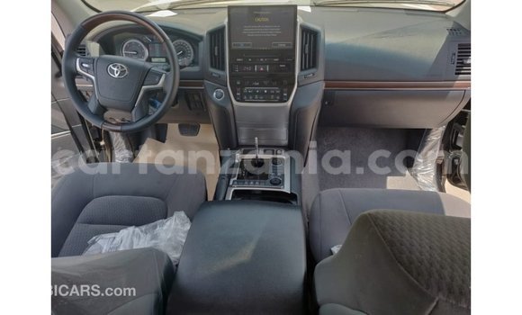 Nunua Imported Toyota Land Cruiser Nyeusi Gari ndani ya Import - Dubai nchini Arusha Nunua Imported Toyota Land Cruiser Nyeusi Gari ndani ya Import - Dubai nchini Arusha