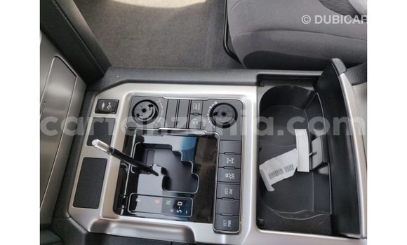 Nunua Imported Toyota Land Cruiser Nyeusi Gari ndani ya Import - Dubai nchini Arusha Nunua Imported Toyota Land Cruiser Nyeusi Gari ndani ya Import - Dubai nchini Arusha