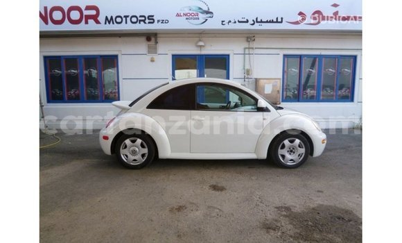 Nunua Imported Volkswagen Beetle Nyeupe Gari ndani ya Import - Dubai nchini Arusha Nunua Imported Volkswagen Beetle Nyeupe Gari ndani ya Import - Dubai nchini Arusha