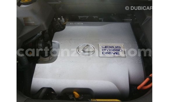 Nunua Imported Lexus RX Nyeupe Gari ndani ya Import - Dubai nchini Arusha Nunua Imported Lexus RX Nyeupe Gari ndani ya Import - Dubai nchini Arusha