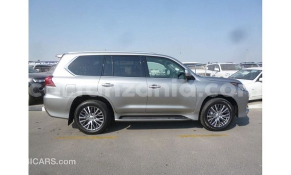 Nunua Imported Lexus LX Nyingine Gari ndani ya Import - Dubai nchini Arusha Nunua Imported Lexus LX Nyingine Gari ndani ya Import - Dubai nchini Arusha